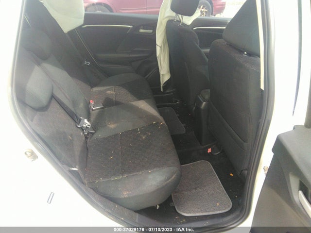 Honda FIT LX 2017 3HGGK5H50HM710712 Image 15