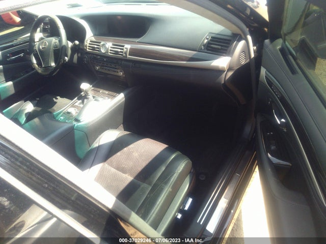 2014 Lexus LS, VIN: JTHCL5EF4E5022235