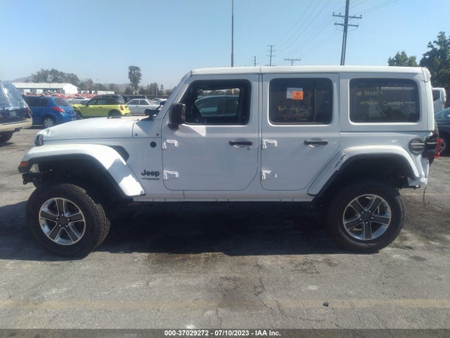 1C4HJXEG8LW174186 Jeep Wrangler Unlimited Sahara Altitude
