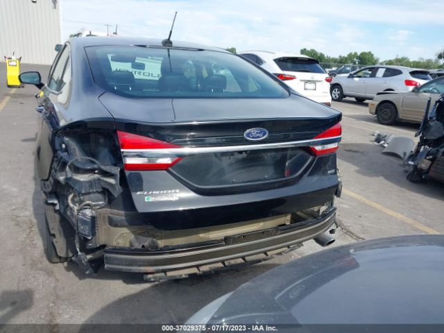 3FA6P0PU4HR163380 Ford Fusion Energi Se
