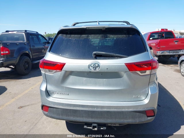 Toyota Highlander Xle/se 2017 5TDJZRFH9HS376068 Image 16