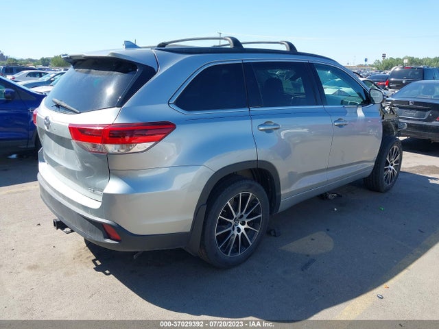 Toyota Highlander Xle/se 2017 5TDJZRFH9HS376068 Image 4