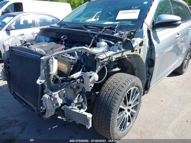 Toyota Highlander Xle/se 2017 5TDJZRFH9HS376068 Image 6