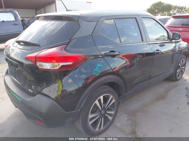Nissan KICKS SV 2019 3N1CP5CU5KL564823 Image 4