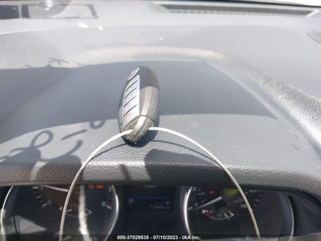 5N1AT2MV2KC761462 Nissan Rogue Sl