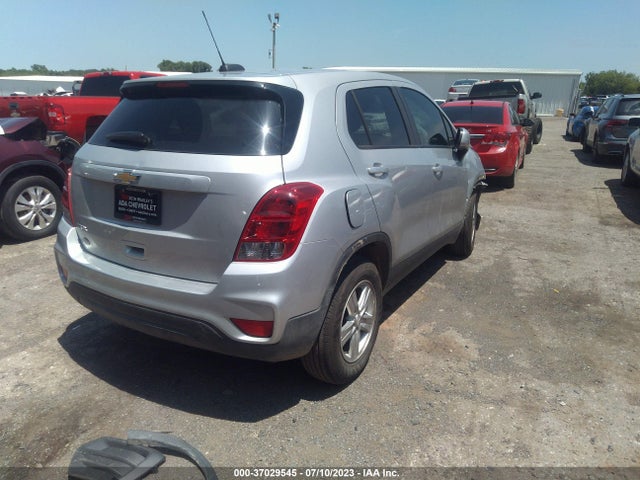 Chevrolet TRAX LS 2022 KL7CJKSM1NB545476 Image 4