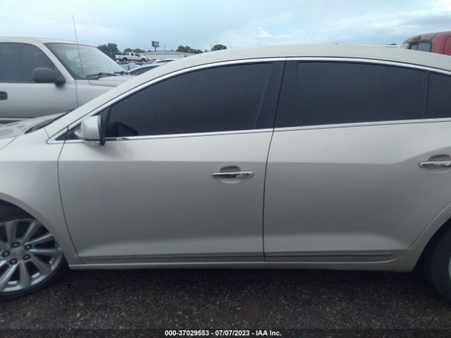 1G4GB5G38EF101325 Buick Lacrosse Leather