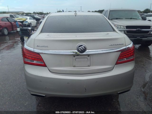 1G4GB5G38EF101325 Buick Lacrosse Leather