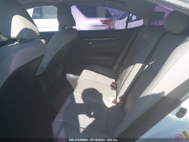 JTHBW1GG9H2148274 Lexus Es Es 300h