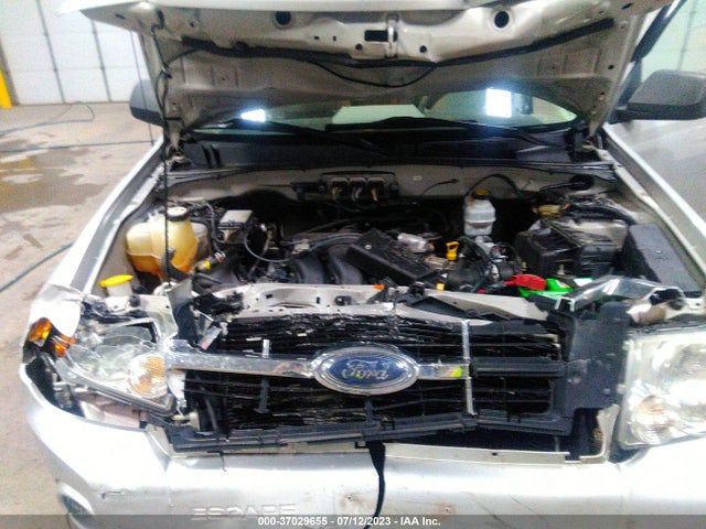 2008 FORD ESCAPE XLT VIN: 1FMCU93148KD31377