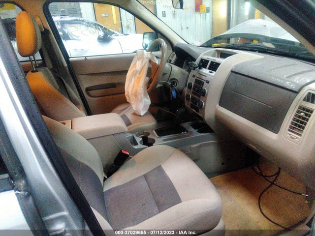 2008 FORD ESCAPE XLT VIN: 1FMCU93148KD31377