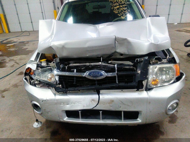 2008 FORD ESCAPE XLT VIN: 1FMCU93148KD31377