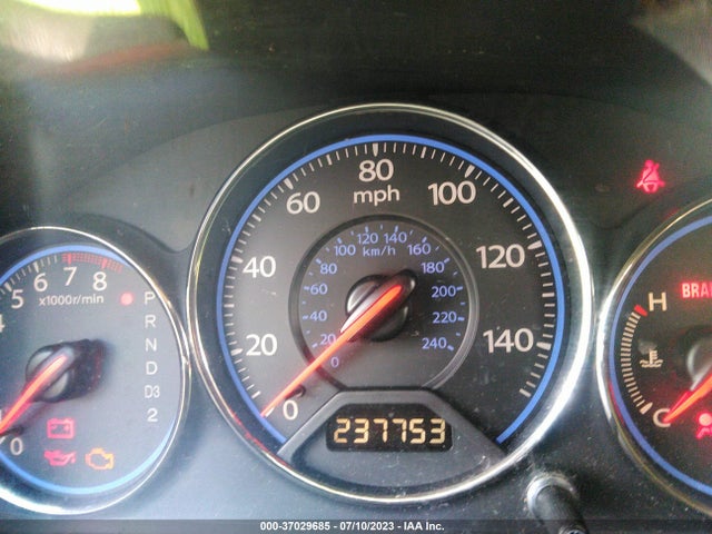 2003 HONDA CIVIC LX VIN: 2HGES16683H627046