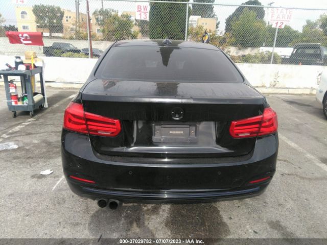 WBA8B9G31HNU52729 BMW 3 Series 330i