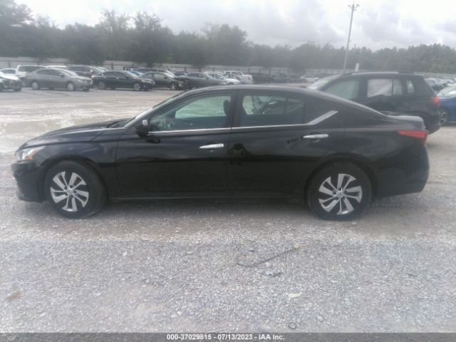 1N4BL4BVXKC147806 Nissan Altima 2.5 S