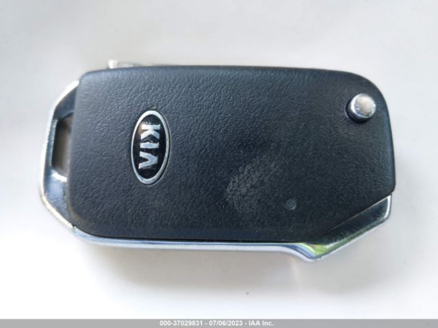 3KPF34AD7KE096987 KIA FORTE S
