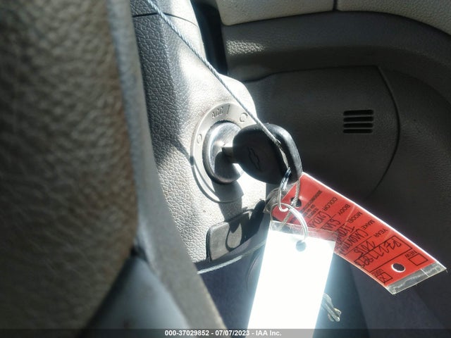 Chevrolet Traverse Ls 2015 1GNKRFKD5FJ277898 Image 3