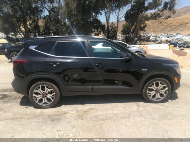 KNDEUCA21M7124318 KIA SELTOS S