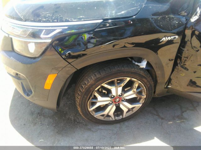 KNDEUCA21M7124318 KIA SELTOS S