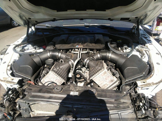 2016 BMW M6, VIN: WBS6E9C55GG393799
