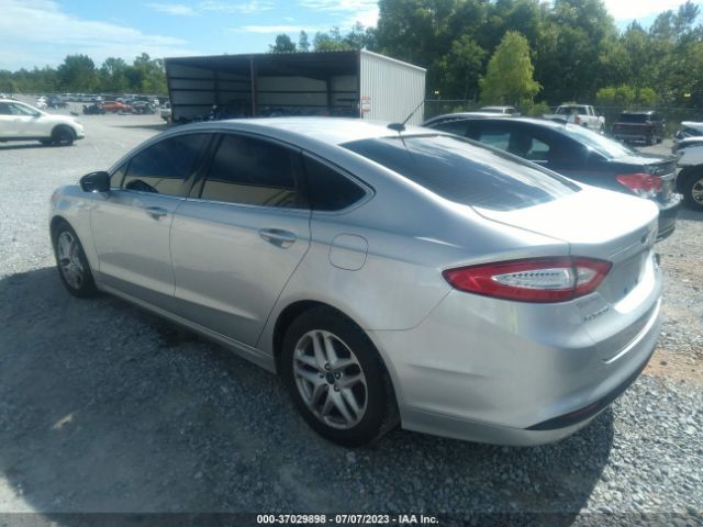 3FA6P0HD1FR131904 Ford FUSION SE