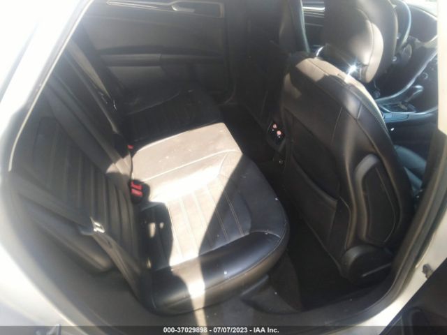 3FA6P0HD1FR131904 Ford FUSION SE