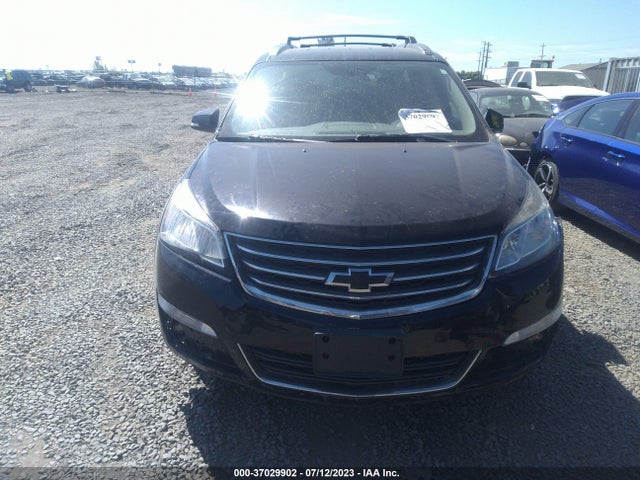 Chevrolet Traverse Lt 2017 1GNKVGKDXHJ277402 Image 4