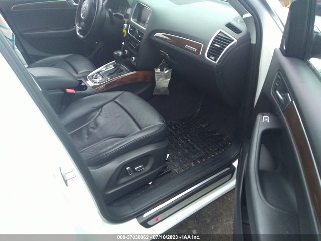 WA1D7AFP7GA144649 Audi Q5 Premium Plus