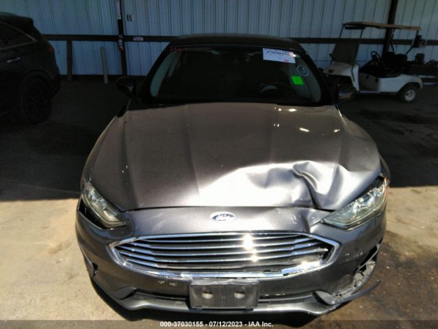 3FA6P0LUXKR202051 Ford Fusion Hybrid Se
