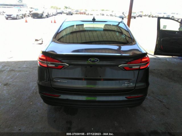 3FA6P0LUXKR202051 Ford Fusion Hybrid Se