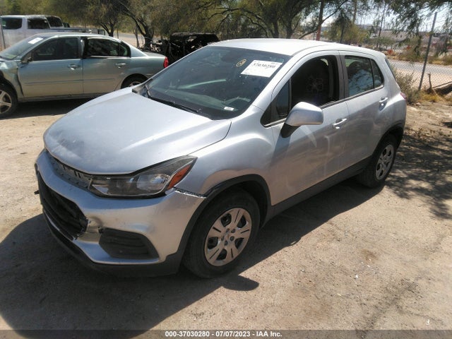 Chevrolet TRAX LS 2017 KL7CJKSB5HB246916 Image 2