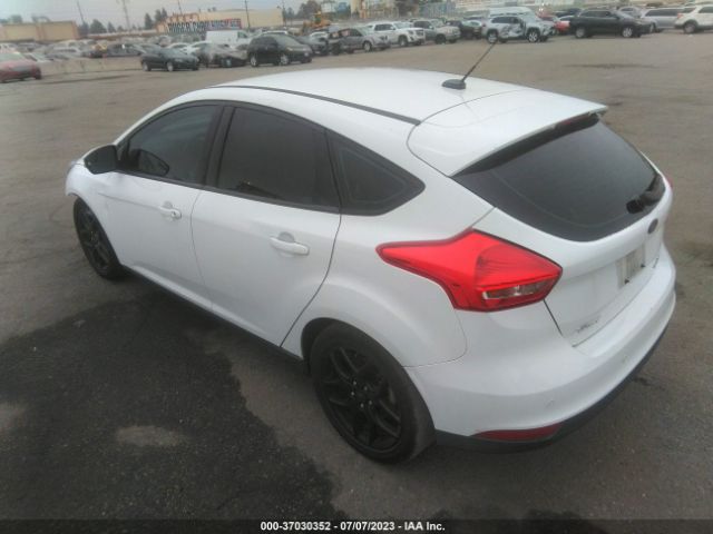 1FADP3K29GL320610 Ford FOCUS SE