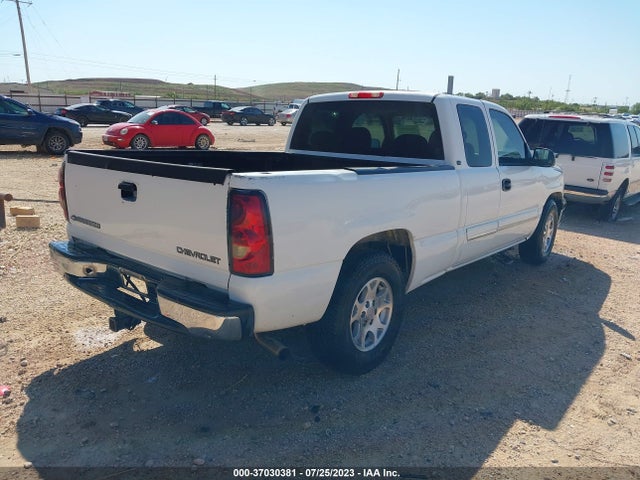 2005 CHEVROLET SILVERADO 1500 LS VIN: 2GCEC19T251253560