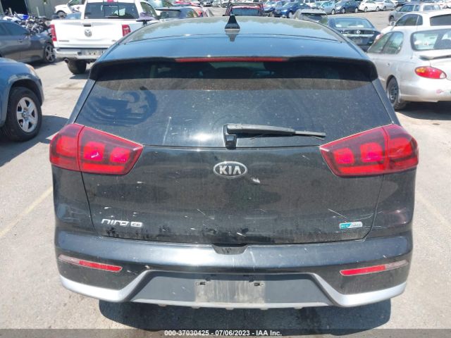 KNDCB3LC8H5099552 KIA NIRO FE