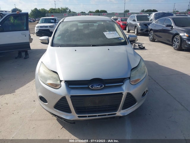 2014 FORD FOCUS SE VIN: 1FADP3F26EL256145