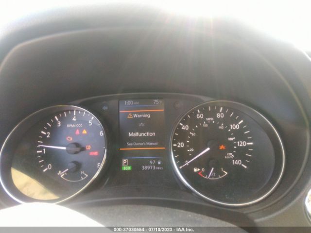 KNMAT2MT8KP555641 Nissan ROGUE SV