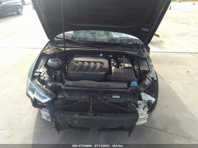 WAUAUGFFXK1024989 Audi A3 Sedan Premium/titanium Premium