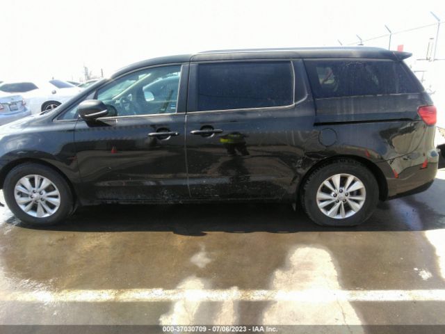 KNDMB5C1XH6254255 KIA SEDONA LX