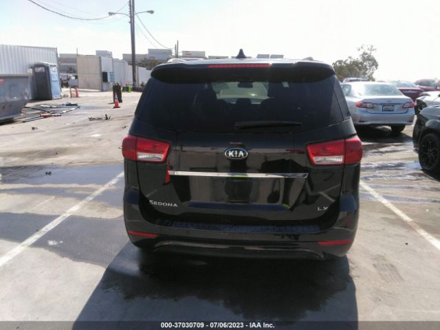 KNDMB5C1XH6254255 KIA SEDONA LX