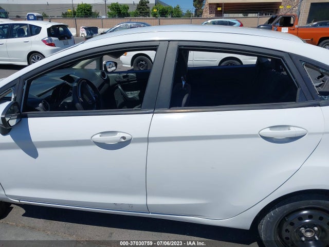 2018 FORD FIESTA SE VIN: 3FADP4BJ8JM107375