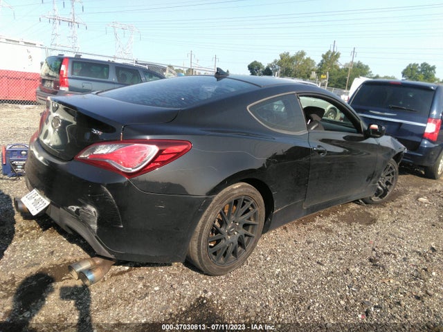 Hyundai Genesis Coupe 2.0t 2014 KMHHT6KD8EU119679 Image 11