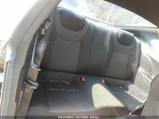 Hyundai Genesis Coupe 2.0t 2014 KMHHT6KD8EU119679 Image 15