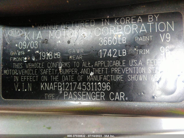 2004 KIA SPECTRA LS VIN: KNAFB121745311396