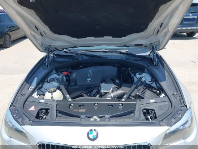 WBA5A7C58FD621696 BMW 5 Series 528i Xdrive
