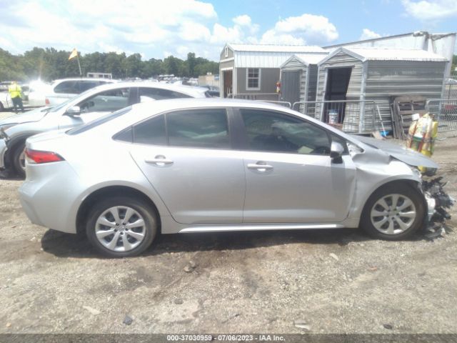 JTDEPMAE2MJ134253 Toyota COROLLA LE