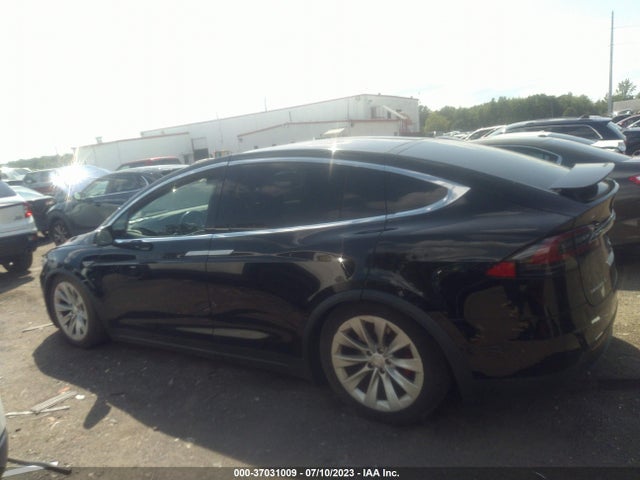 Tesla Model X P90d/75d/p100d 2016 5YJXCBE4XGF008440 Image 12
