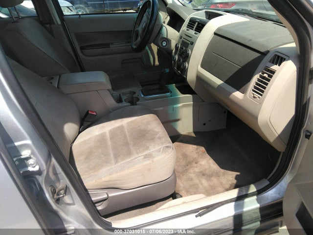 2011 FORD ESCAPE XLT VIN: 1FMCU0DG3BKC42180