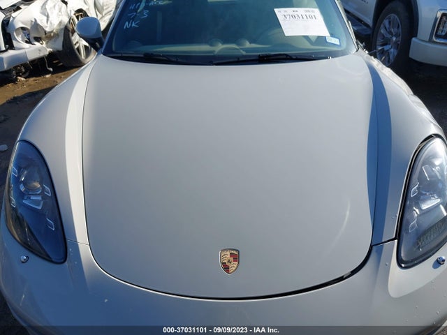 WP0AA2A88JS260198 Porsche 718 Cayman