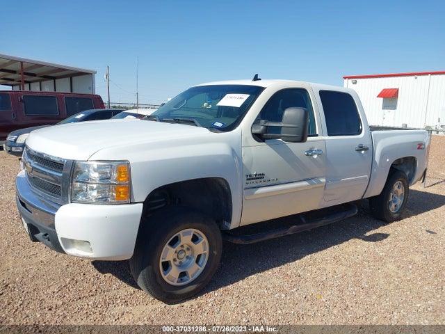 2011 CHEVROLET SILVERADO 1500 LT VIN: 3GCPKSE33BG314134