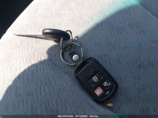 2006 HYUNDAI ELANTRA GLS/LIMITED VIN: KMHDN46D76U259568